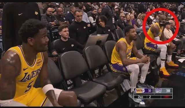 MK体育官方网站-艾顿遭詹姆斯死亡凝视后脱胎换骨，但再瞪防守短板也难以弥补